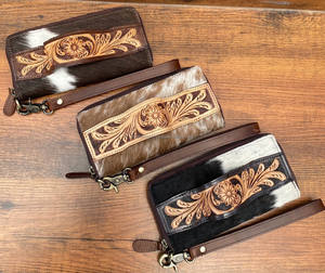 Usine en cuir de vachette véritable femmes de luxe usiné à la main pochette avec dragonne dame personnalisé Design Floral portefeuille cadeau pour les femmes - Product Image 4