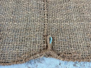 Rouleau de maille en fibre de coco résistant aux UV pour la rétention du sol et la couverture du sol - Product Image 3