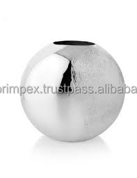 Jarrón de mesa escultural de plata hecho a mano moderno Metal línea delgada aluminio fundido hecho a mano - Product Image 2