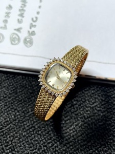 Montre-bracelet de luxe pour femme 2025, dorée, ornée de diamants, mouvement à quartz de haute qualité, acier inoxydable, cadran carré, aiguilles en laiton - Product Image 5