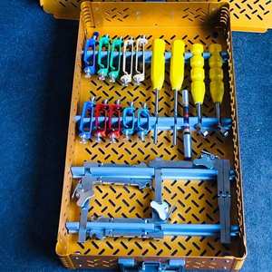 Système d'instruments chirurgicaux pour la rétraction cervicale Trimline, pour la chirurgie de la colonne vertébrale, outils chirurgicaux orthopédiques et neurochirurgicaux - Product Image 1