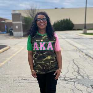 Camiseta Casual de Verano para Mujer, Cuello Redondo, Manga Raglán, con Logotipo Bordado con Letras Griegas en la Parte Delantera, de Primera Calidad - Product Image 3