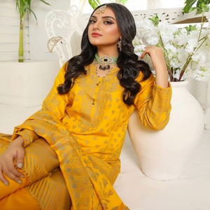 Bin Hameed Colección original Alta calidad 3 piezas Lana de melocotón Bordado pesado Descoser Trajes modernos étnicos Marca India - Product Image 3