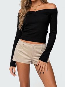 Shorts en similicuir beige à taille haute pour femmes avec poches, décontractés, à porter au printemps et en été - Product Image 3