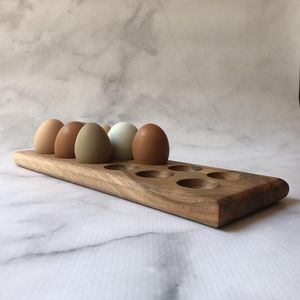 Bandeja de madera de gran capacidad para almacenar huevos frescos de granja, bandeja compacta de madera para huevos para espacios pequeños de cocina a bajo costo. - Product Image 3