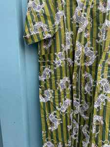 Robe kimono en coton indien vert à fleurs, tenue de plage bohème pour femmes - Product Image 3