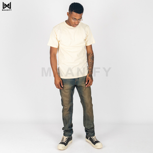 เสื้อยืดสตรีทแวร์พรีเมียมแบบเปล่าสั่งทำขายส่ง ยูนิเซ็กซ์ เนื้อผ้าหนา GSM 100 เปอร์เซ็นต์ ผ้าฝ้ายหวีอย่างดี รับผลิตแบบ OEM - Product Image 6