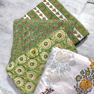 Tissu en coton imprimé à la main de Jaipur, tissu en coton imprimé à la main pour robes et fournisseur direct d'usine, impression personnalisée en gros - Product Image 1