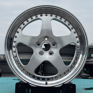 Roues de voiture de course forgées 19 20 21 22 23 24 pouces personnalisées 5x108 à lèvre polie 6061-T6 Jantes de voiture en alliage pour <span class=keywords><strong>Ferrari</strong></span> <span class=keywords><strong>F355</strong></span> - Product Image 2