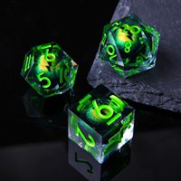 Yeux de Dragon Verts, Yeux de Beholder, Yeux de Dragon à Noyau Liquide, Dés à Bords Tranchants Faits à la Main, Ensemble de Dés Polyédriques en Résine pour D&D et RPG