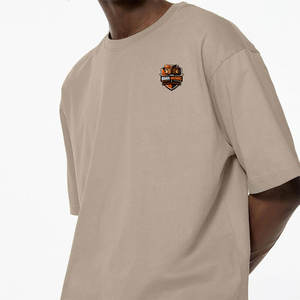 เสื้อยืดทรงเรกูลาร์ฟิต ผ้าฝ้าย 100% แรงบันดาลใจจากสตรีท น้ำหนักเบา ระบายอากาศได้ดี แห้งเร็ว สวมใส่สบาย ทรงหลวม เหมาะสำหรับใส่ลำลอง - Product Image 5