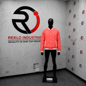 เสื้อแจ็คเก็ตคอรัลแบบสั่งทำพิเศษจาก Reklo Industries สำหรับผู้ชาย ปิดด้วยกระดุมเขาสัตว์ ให้ความอบอุ่น เป็นมิตรกับสิ่งแวดล้อม ระบายอากาศได้ดี แห้งเร็ว เหมาะสำหรับฤดูหนาว - Product Image 3