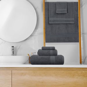 Set di 8 Asciugamani Morbidi in Cotone Ringspun 100% Puro, Include 2 Asciugamani da Bagno Oversize 27x54, 2 Asciugamani per le Mani 16x28, 4 Salviette da Bagno - Product Image 3