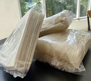 Papel de Arroz de Primera Calidad Marca South Mekong, Suministro al por Mayor para Restaurantes de Rollitos Primaverales, Exportación, Ingredientes Naturales de Alta Calidad, 24 Unidades - Product Image 3