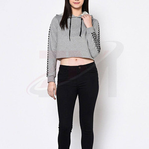 Hoodie court gris au design tendance, 100% coton molletonné, coupe décontractée, grandes tailles, pour femme, style minimaliste et décontracté. - Product Image 5