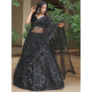 Impresionante ropa de fiesta de organza bordada negra Lehenga Choli - Product Image 4