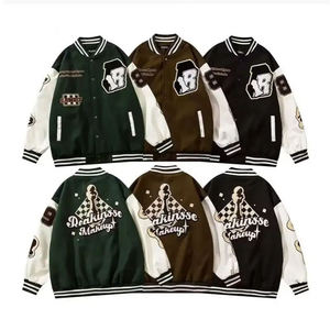 Chaqueta Varsity para Hombre con Parches Bordados, Ropa de Invierno, Logotipo Bordado Personalizado, Chaqueta Bomber de Cuero - Product Image 5