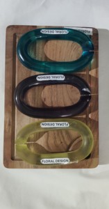 Best Quality Resin <b>Decorative</b> Link Chain Art, Elegant Handmade Acrylic <b>Wall</b> Hanging for Modern Home - Product Image 2