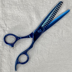 Tijeras de Peluquería Profesional de Acero Inoxidable Japonés de 6 Pulgadas para Diestros y Herramientas de Peluquería - Product Image 3