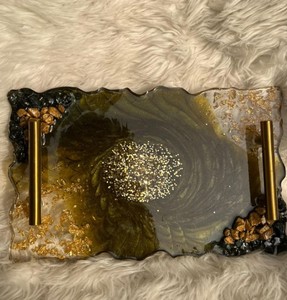 Handmade Serving Tray Resin Craftsmanship With Elegant Design for Modern Interior Decor Enhancement - Product Image 5