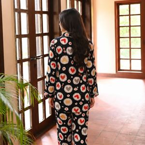 <b>Women</b> <b>Black</b> Multicolor Heart Print Pajama Set Long Sleeve Button Up Shirt Matching <b>Pants</b> Contrast Piping Soft Sleepwear OEM - Product Image 2