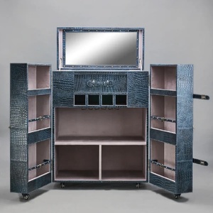 Coffret de rangement et armoire vintage en cuir écologique moderne pour outils, bouteilles de vin, verres et autres articles - Product Image 3