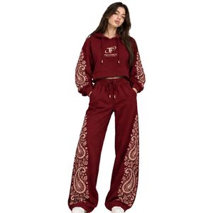 Conjunto Deportivo de Dos Piezas para Mujer, Color Borgoña, con Capucha, Estampado Paisley, Sudadera Corta y Pantalones Anchos, Estilo Casual y Urbano - Product Image 1