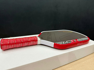Paleta de Pickleball EAVX OEM de Fibra de Carbono 3K, Núcleo de Panal de Abeja PP de 16 mm, Ligera, para Entrenamiento de Adultos, Todas las Estaciones, Logotipo Personalizado - Product Image 3