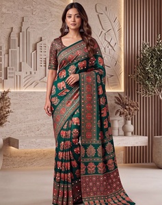 Sari traditionnel indien à imprimé Ajrakh en soie crêpe pour les occasions de mariage et les événements festifs pour femmes, tenue élégante - Product Image 1