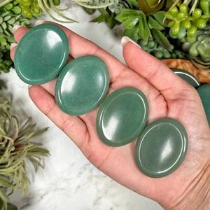 Fabricante, venta al por mayor, cristal ovalado tallado Natural, piedra de preocupación, ágata, piedra preciosa verde semipreciosa, 30-40mm, artesanía, curación potente - Product Image 1