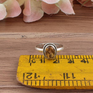 แหวนแต่งงานพลอยซิทรินธรรมชาติแท้ เงินแท้ 925 ประดับพลอยสีเหลือง ของแท้ หินประจำเดือนพฤศจิกายน ดีไซน์คลาสสิกสำหรับผู้หญิง - Product Image 4