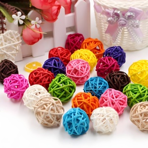 Accessoires en rotin multicolores pour artisanat, boules de Noël tissées à la main, décoration pour arbre et table - Product Image 1