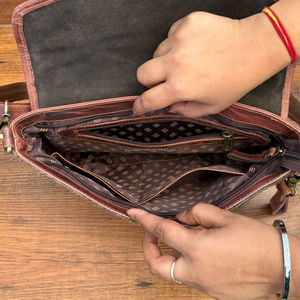 Wholesale Manufacturer Custom 2025 Fashion Designer Cowhide Wristlet Crossbody Bag for Women's Genuine Leather Shoulder <b>Handbags</b> - Product Image 6