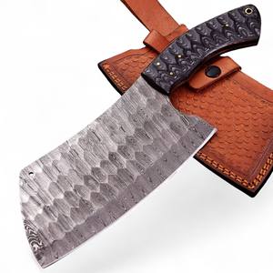 Cuchillo de carnicero de acero de Damasco forjado a mano, mango ergonómico de madera Pakka, ambidiestro, ecológico, diseño moderno de 7 pulgadas - Product Image 1