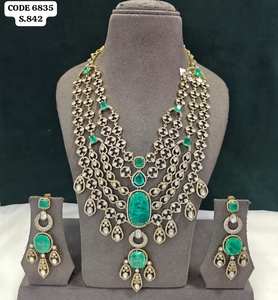 Luxury Emerald Green Layered <b>Statement</b> <b>Necklace</b> Set with Designer Earrings Bridal Wedding Party Fashion Jewelry Set - Product Image 3