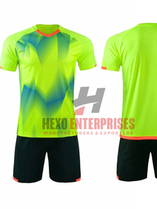 Ensemble d'uniformes de football en coton/polyester de haute qualité, écologiques, à séchage rapide, réversibles, avec logo personnalisé et nom d'équipe - Product Image 5