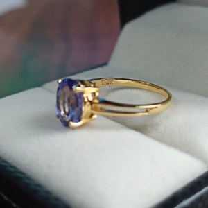 แหวนหมั้นแทนซาไนต์ธรรมชาติทรงโซลิแทร์ เงินแท้ 925 ชุบทอง 14K แหวนแทนซาไนต์สีน้ำเงินสำหรับผู้หญิง - Product Image 2