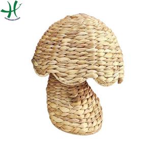 Taburete decorativo en forma de seta de jacinto de agua tejido a mano o juguete para mascotas pieza de acento de estilo de algas marinas naturales ecológicas - Product Image 1