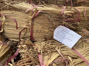 Vietnam Factory Raw Water Hyacinth Natural Fiber Material for Basket Weaving Handicraft Furniture Decor Production Supply - Product Image 2