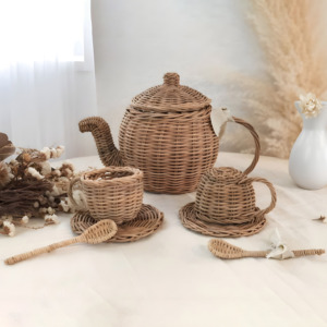 Adorable ensemble de jeu en rotin tressé pour petite fille, jouet de cuisine de qualité supérieure pour enfants. - Product Image 4