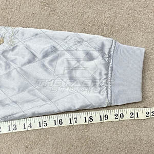 Chaqueta Sukajan Premium Bordada Estilo Urbano con Diseño Artístico, Tela Satinada, Ligera, Cómoda y a la Moda - Product Image 5