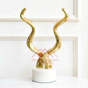 Décorations Sculpture en métal au design unique pour la décoration de bureau Meilleure vente Sculpture de table abstraite pour le salon - Product Image 1