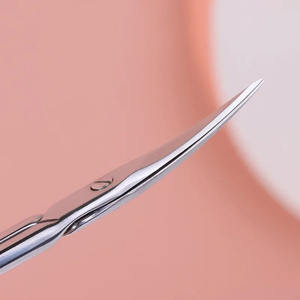 กรรไกรตัดเล็บรัสเซียคุณภาพสูง สแตนเลสสตีล กรรไกรตัดคิ้วมืออาชีพ ตัดแต่งขนจมูก อุปกรณ์แต่งหน้า - Product Image 2