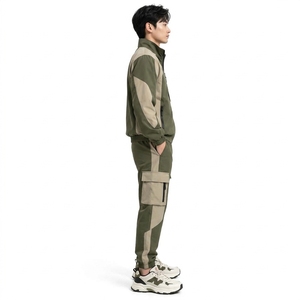 Survêtement d'été pour homme respirant, de qualité supérieure, avec capuche, offrant un confort supérieur, un look élégant et une grande durabilité - Product Image 3