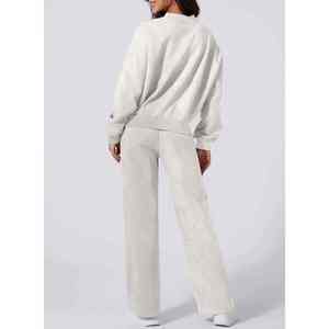 Chándales de invierno personalizados para mujer Chándal de diseñador de peso pesado con manga larga con capucha y pantalón acampanado - Product Image 6