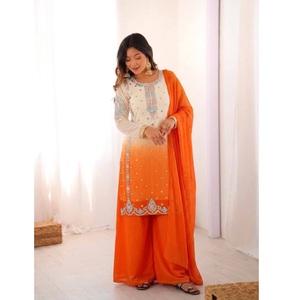 Ensemble de costume de luxe pour femme en faux georgette de qualité export avec broderie de sequins épais, manches longues et dupatta de créateur - Product Image 1
