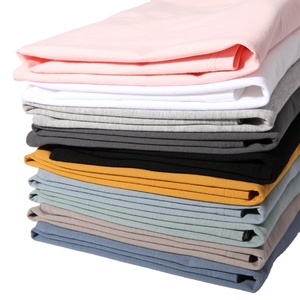 Logo personnalisé OEM imprimé vierge printemps été 120gsm coton peigné écologique cou lâche demi-manches hommes couleur unie T-Shirt - Product Image 1