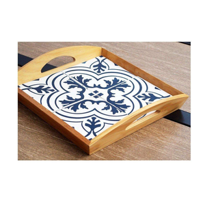 Plateau rectangulaire en bois émaillé imprimé pour le service et le rangement des aliments, idéal pour le petit-déjeuner, la restauration, les mariages et comme accent de table moderne pour la maison. - Product Image 5