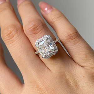 Bague de fiançailles et de mariage en moissanite de luxe, bijoux fins haut de gamme pour demande en mariage et célébration d'anniversaire - Product Image 3