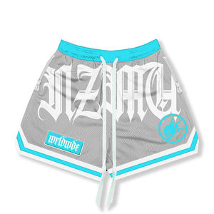 Pantalones cortos de baloncesto de malla de verano de alta calidad con diseño personalizado y bolsillos para hombres y mujeres, con parche bordado personalizado y logotipo impreso. - Product Image 5